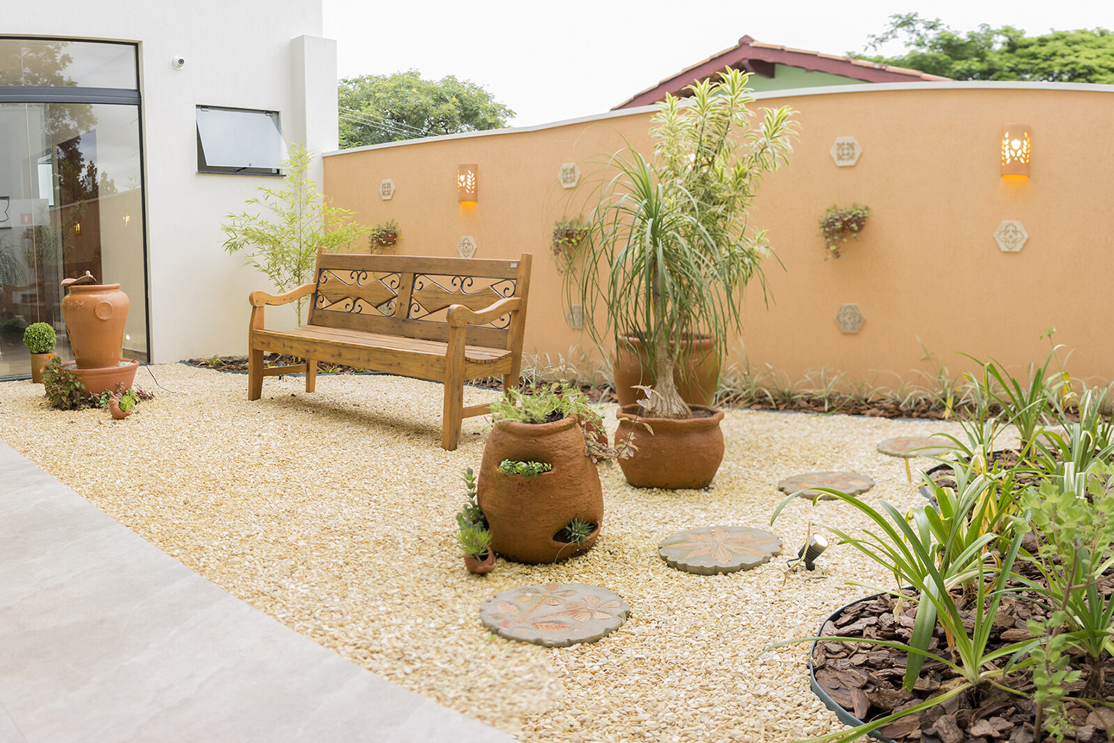 jardim-1-bx-1597x1065 Home